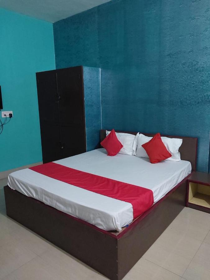 Hotel Madison Homes 布巴内什瓦尔 外观 照片