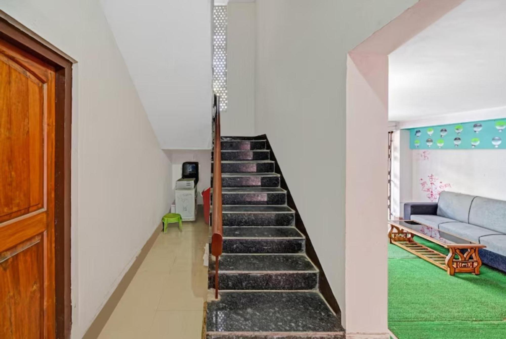 Hotel Madison Homes 布巴内什瓦尔 外观 照片
